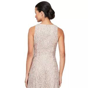 Alex Evenings 50 inch long Sleeveless Cascade Ruffle Sequin Lace gown size 8